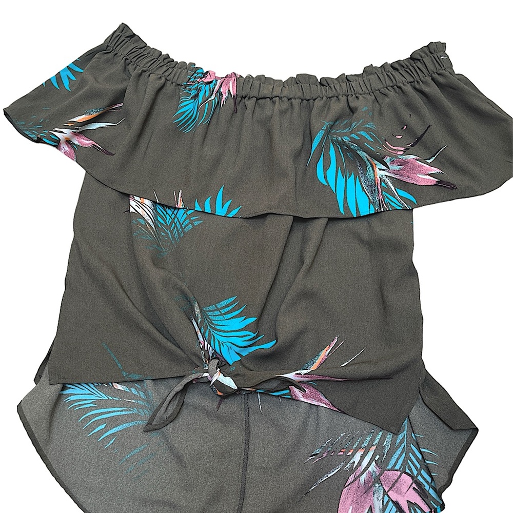 Apt 9 off shoulder top. Beautiful brown with print. Pre owned